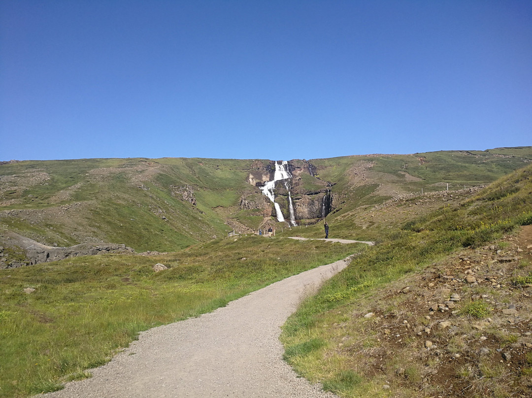 Rjúkandi Waterfall-埃伊尔斯塔济必去景点