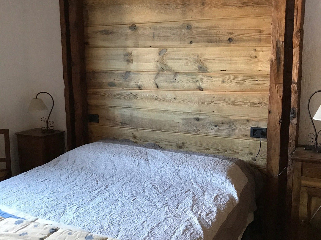 Trois Couronnes Bed & Breakfast di Charme主图
