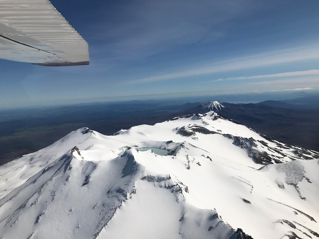 Mountain Air Scenic Flights Day Tour景点图片
