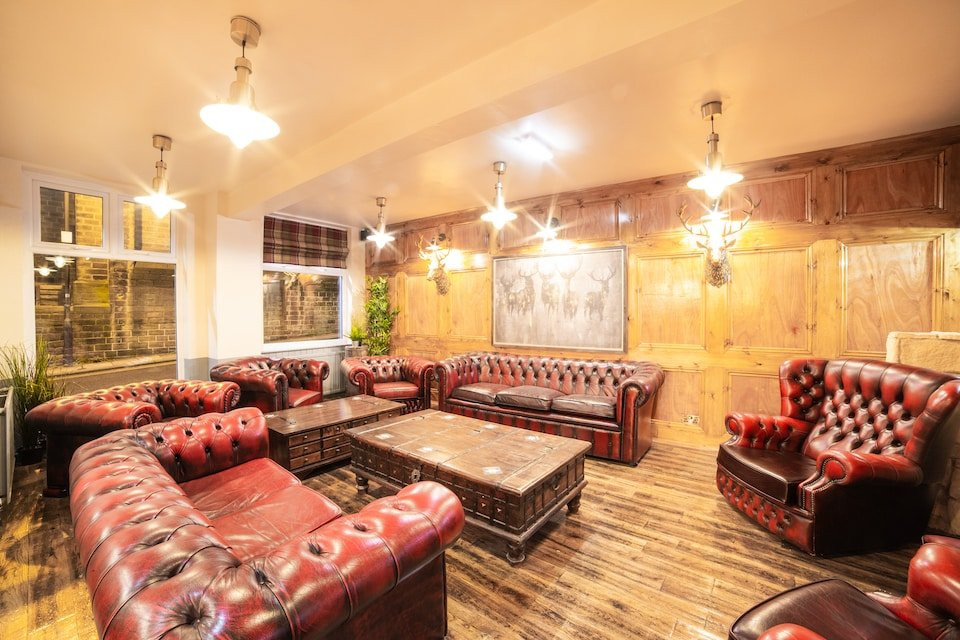 OYO Churchill's Hotel主图