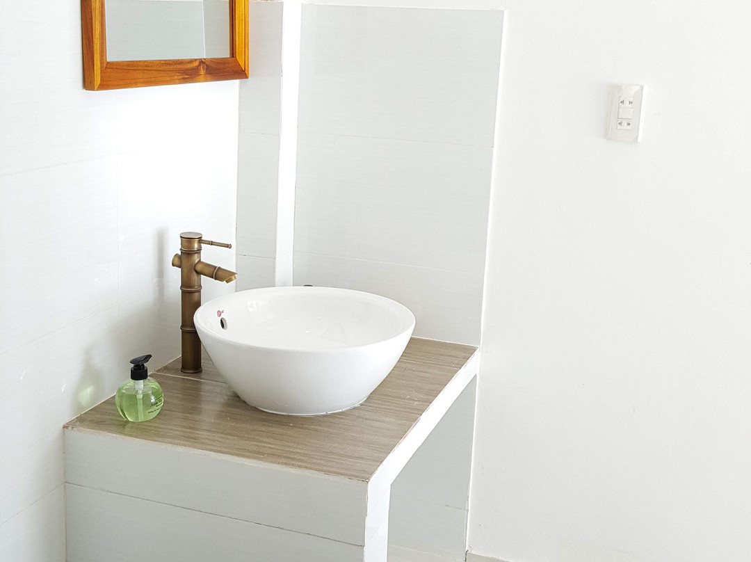 Lucky Spot Beach Bungalow主图