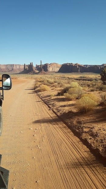 Monument Valley Tours景点图片