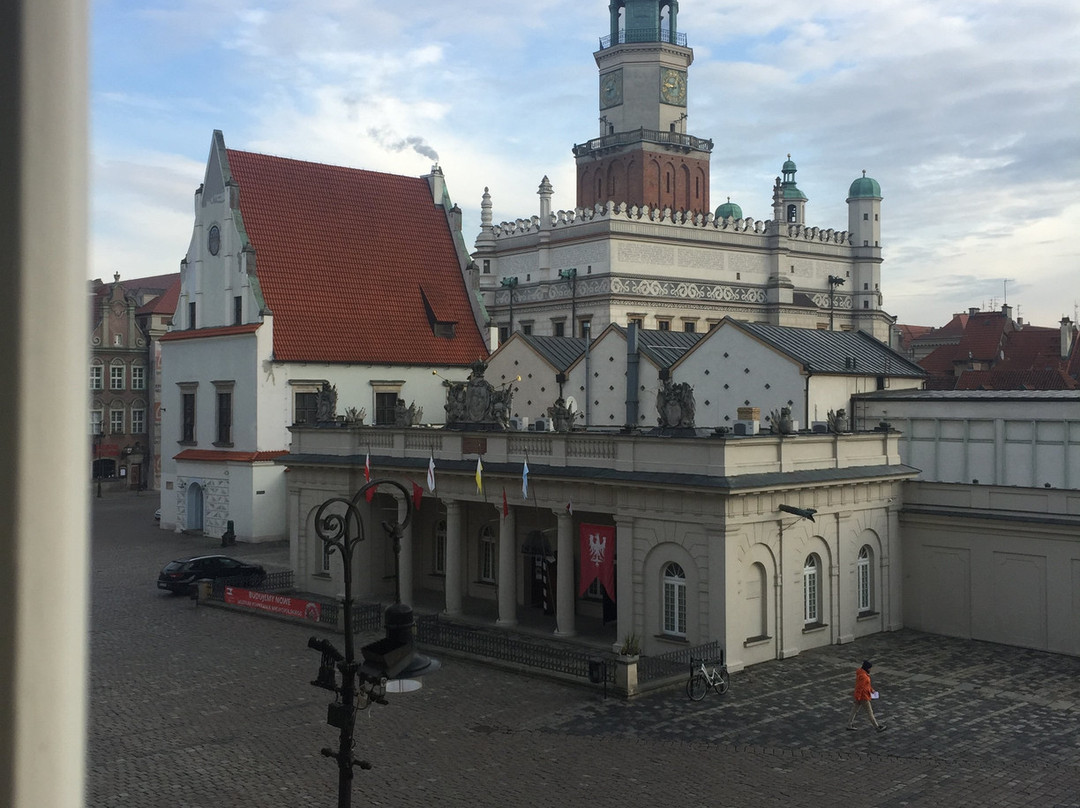 布罗瓦利亚酒店主图