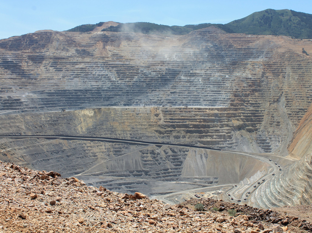 Bingham Canyon Open Pit Copper Mine景点图片