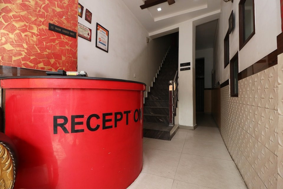 OYO 28423 The Uttam Hotel主图