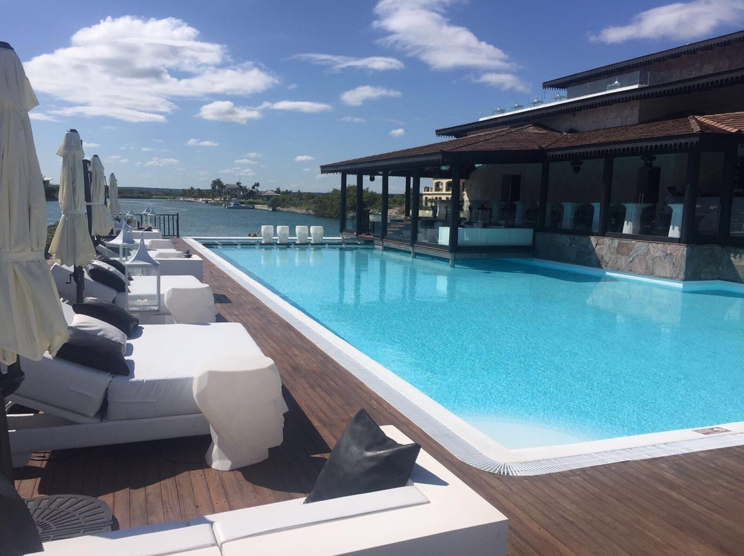 Versus Marina Cap Cana