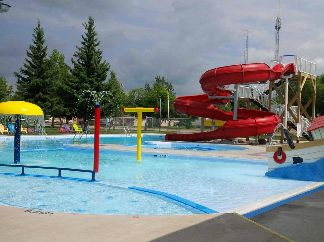 Wynyard旅游景点-Foam Lake Water Park