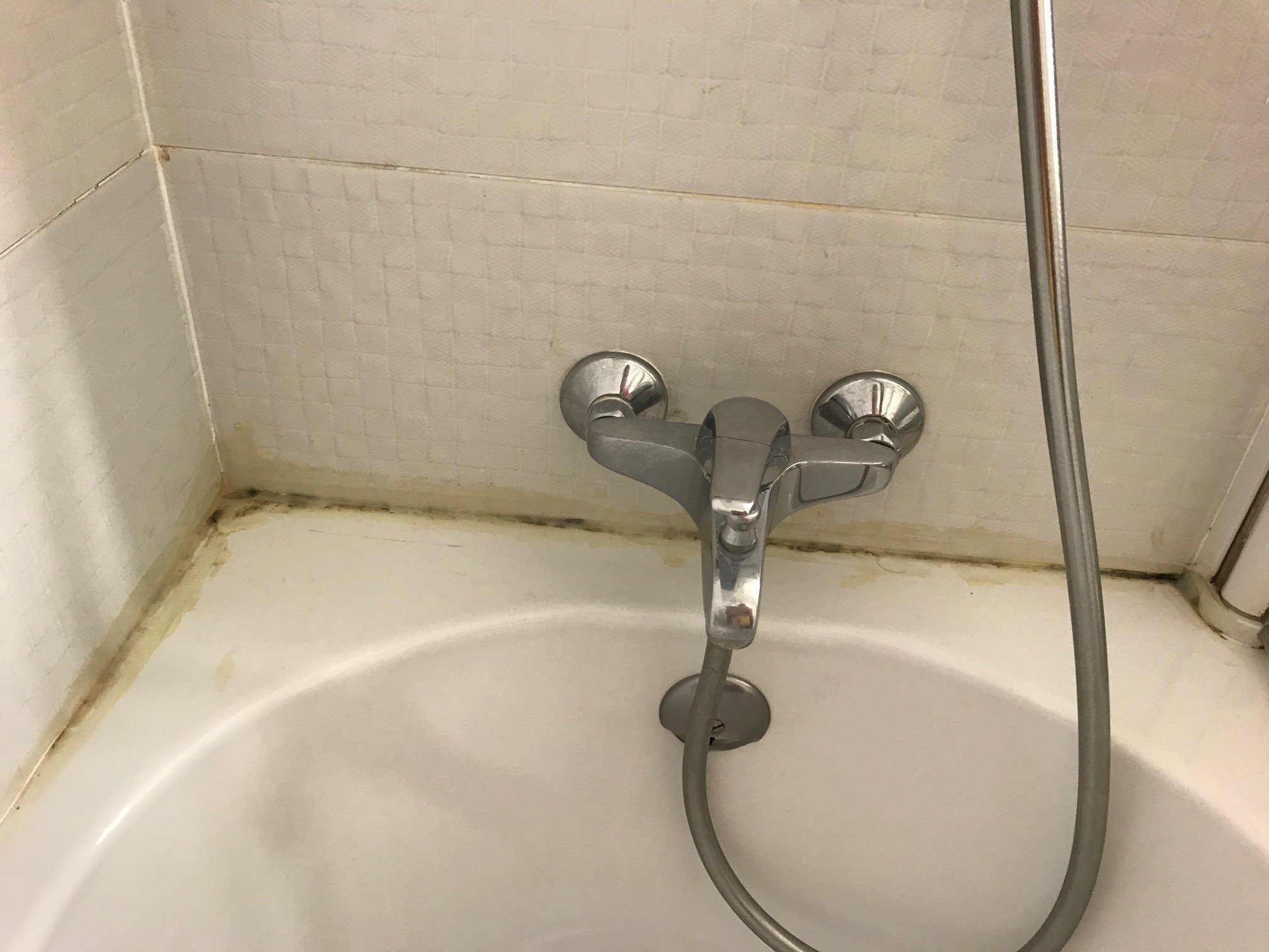 L'Hotel Campanile de Grasse Chateauneuf-浴室