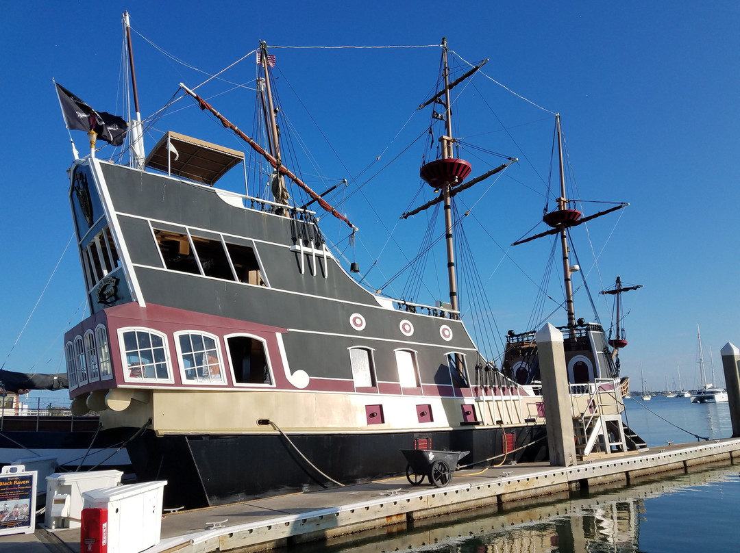 Black Raven Pirate Ship