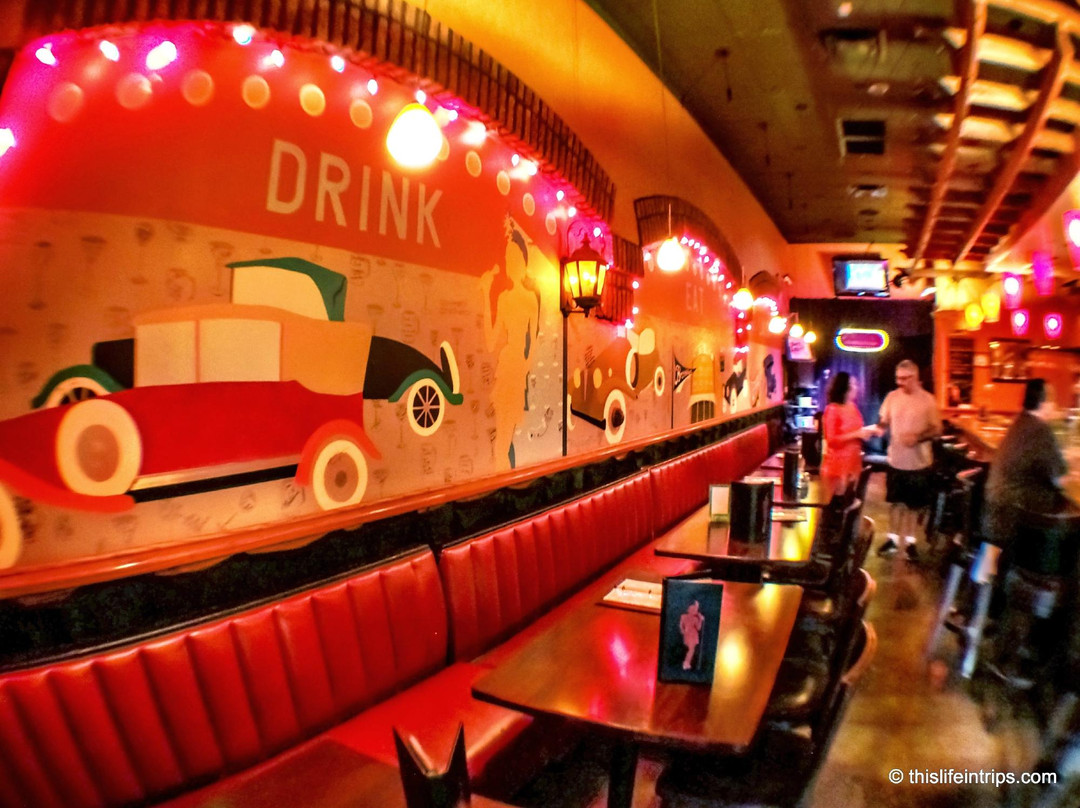 Flappers Comedy Club and Restaurant-伯班克必去景点