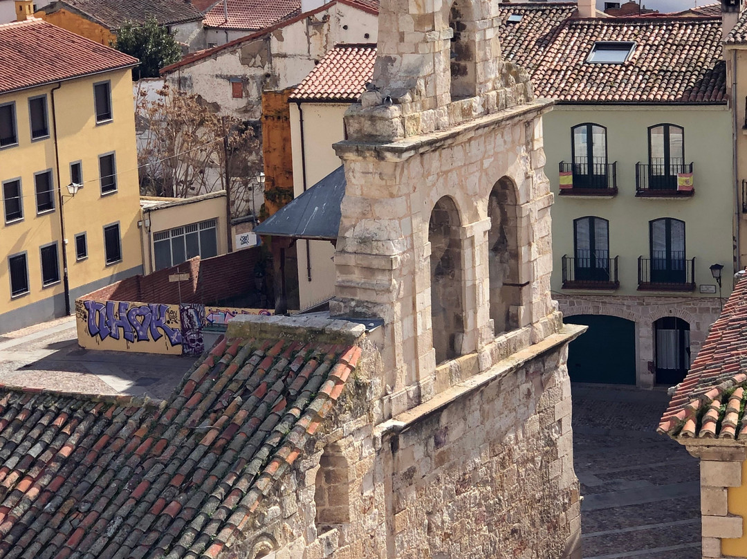 Iglesia de Santa Lucia-萨莫拉必去景点