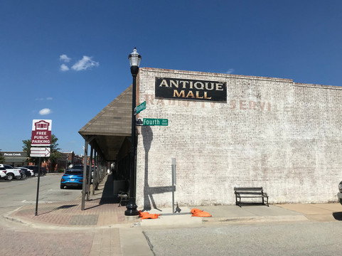 Historic Downtown Carrollton-卡罗尔顿必去景点