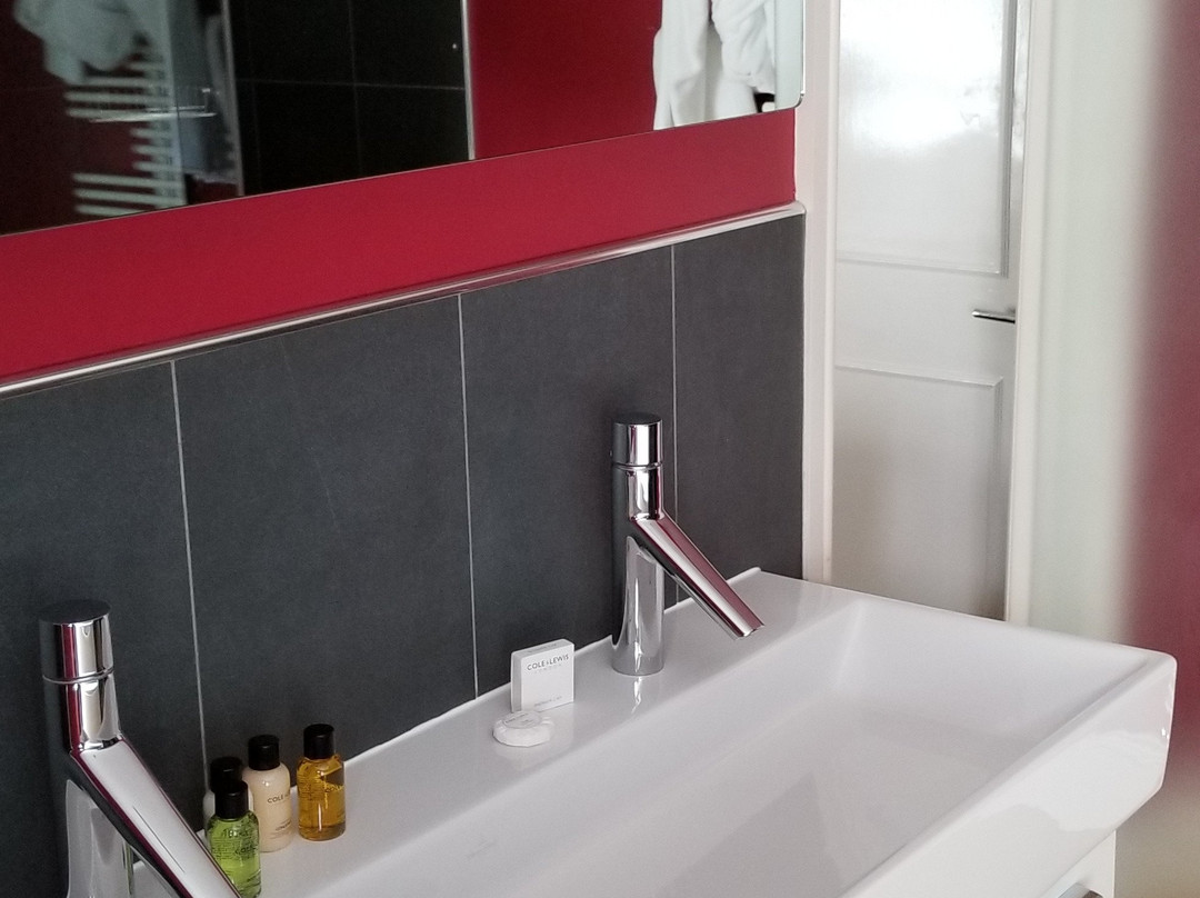 Hickman Hill Hotel主图