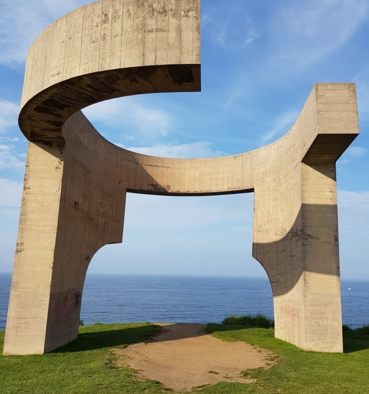 Santa Catalina Headland (Cerro de Santa Catalina)景点图片