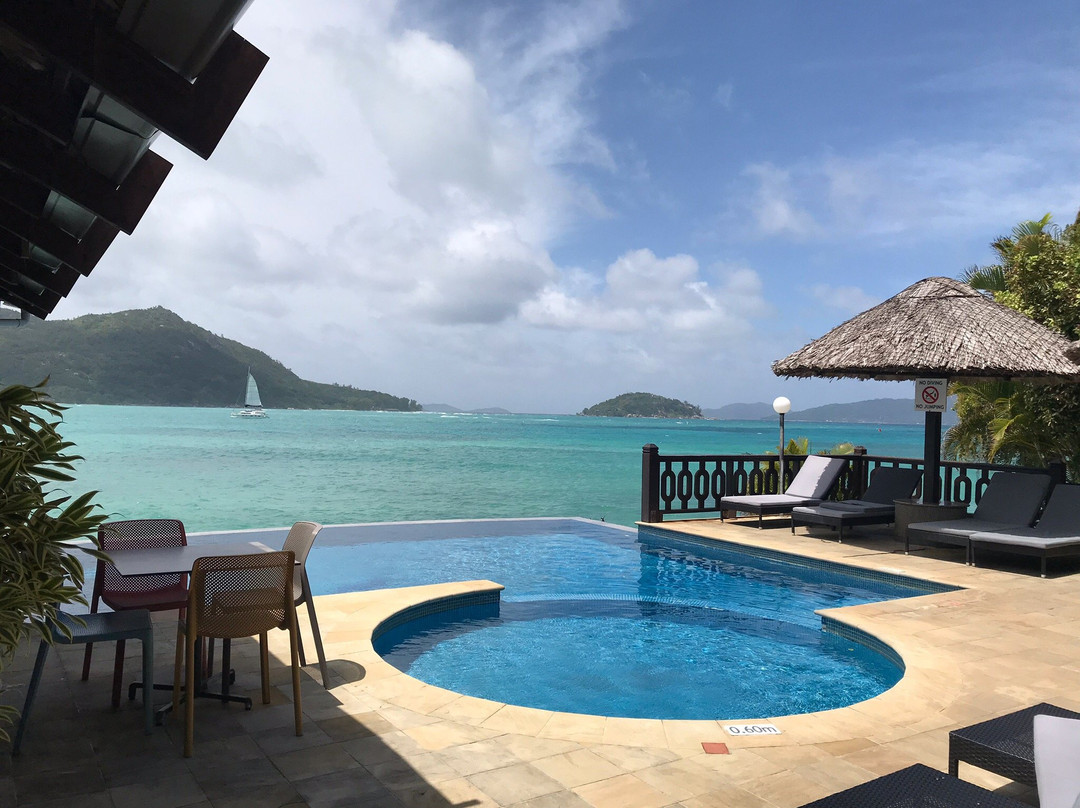 Baie Ste Anne旅游攻略图片