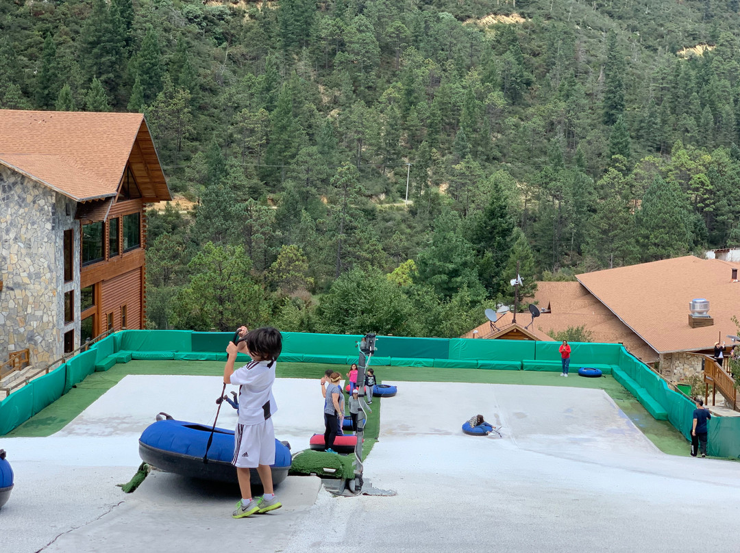 Monterreal Resort Golf Club and Ski主图