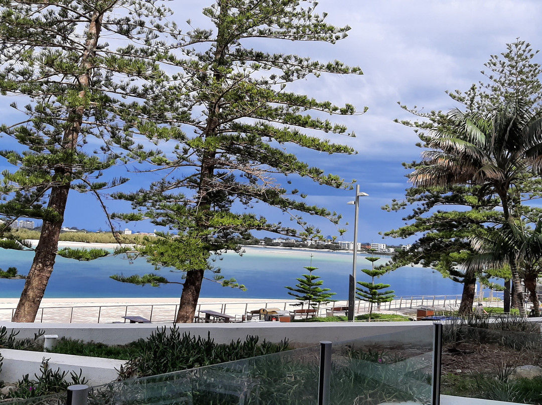 伦巴海滩度假村主图