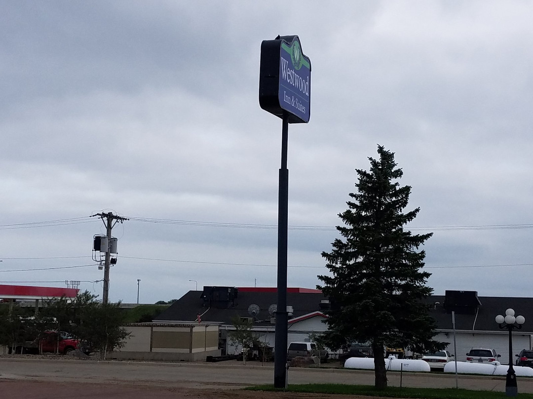 Westwood Inn & Suites主图