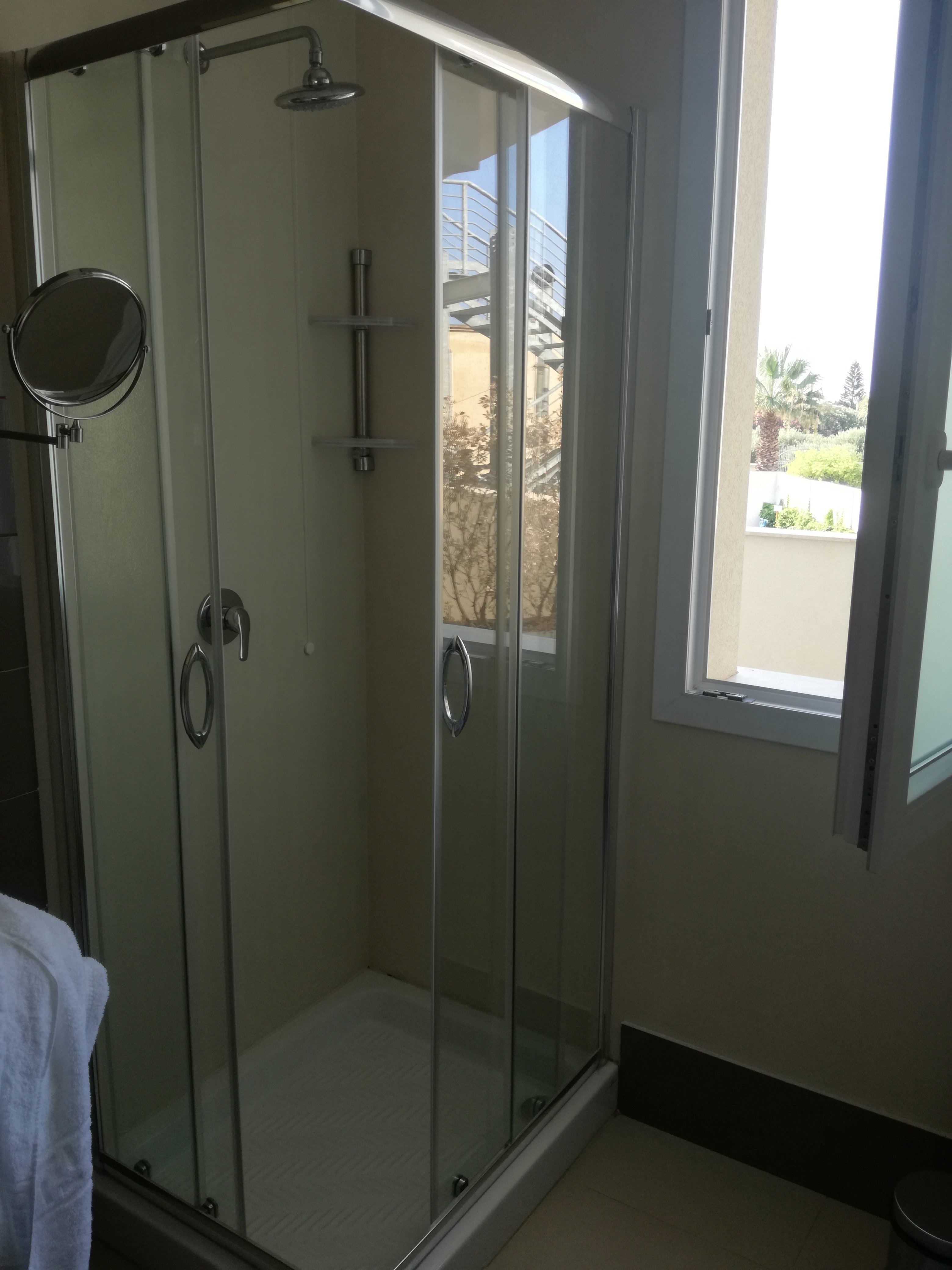 Travini Hotel Residence-浴室