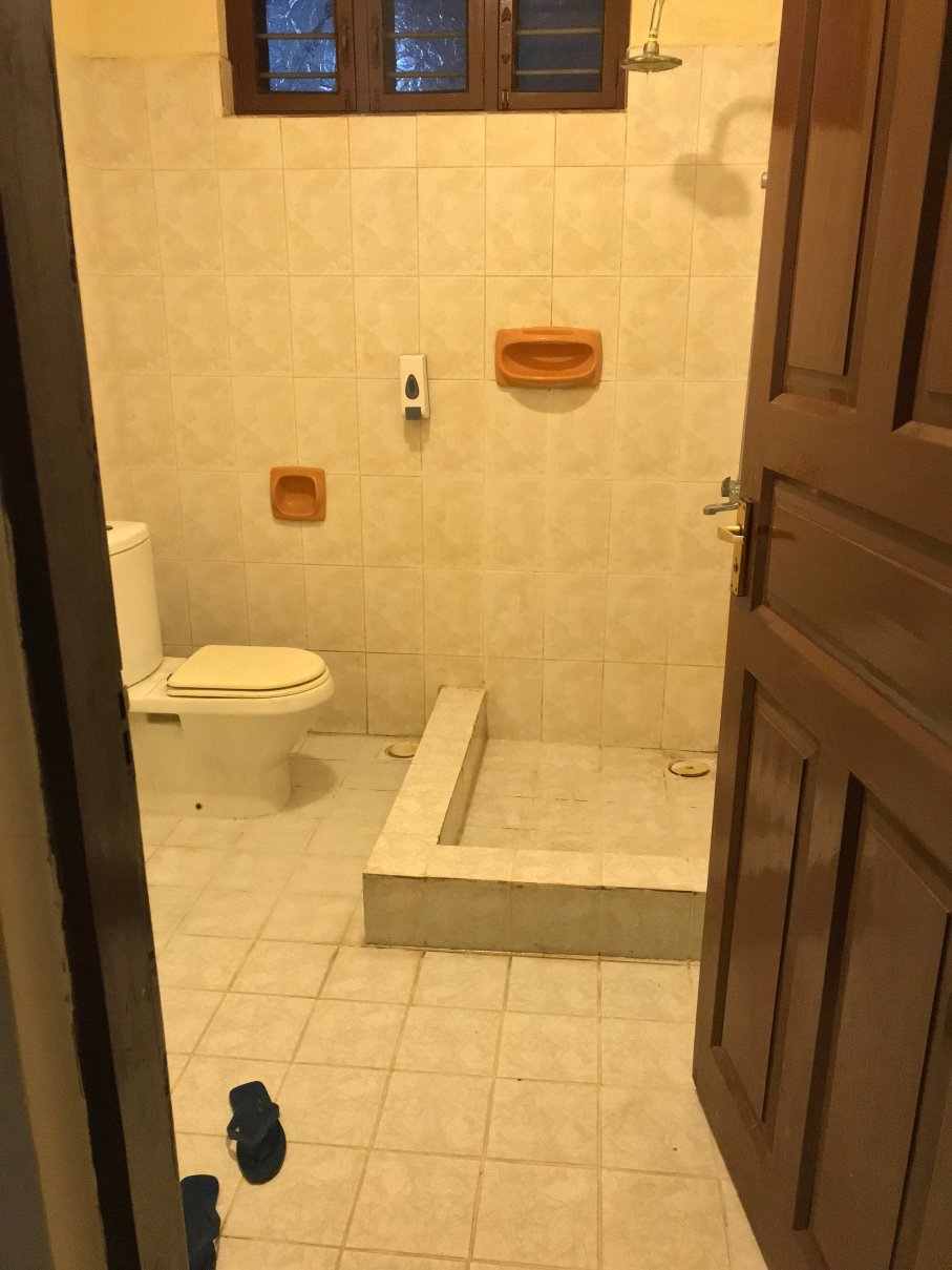 方古尼皇宫酒店-浴室