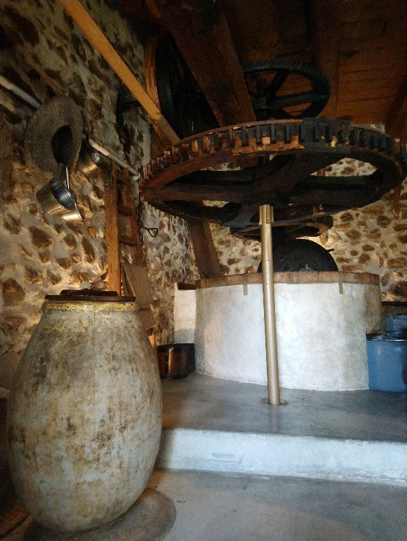 Vieux Moulin à Huile du Partégal-La Farlede必去景点