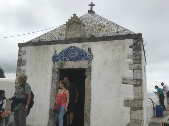 Nazaré Surf School-纳扎雷必去景点