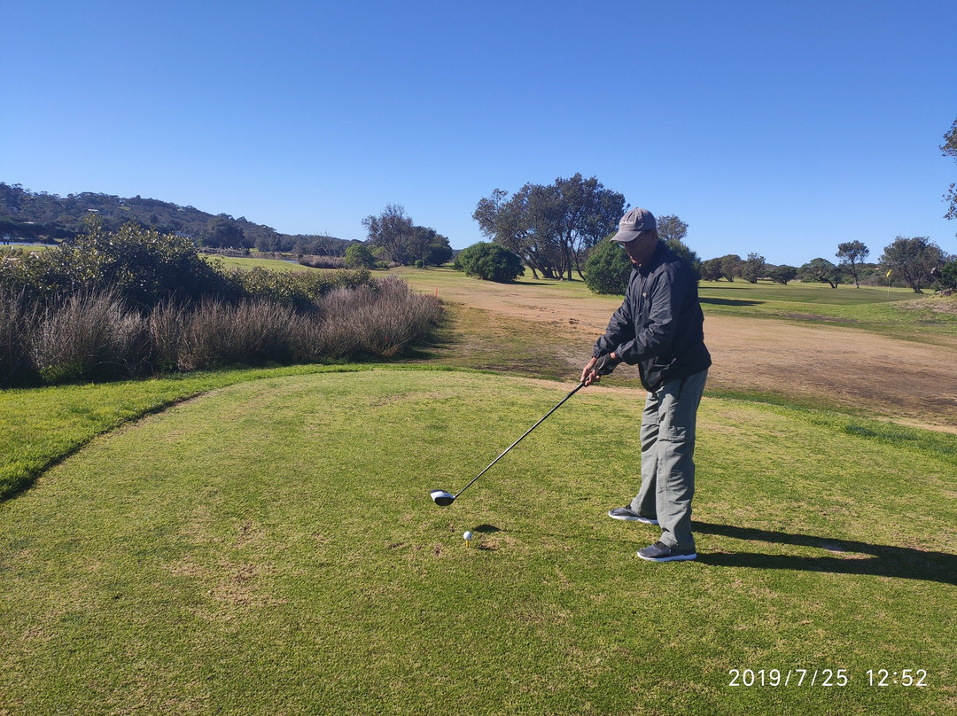 湖区度假单元入口酒店主图