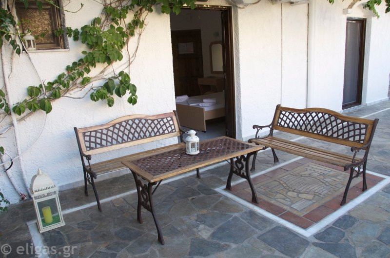 Eligas Studios & Apartments主图