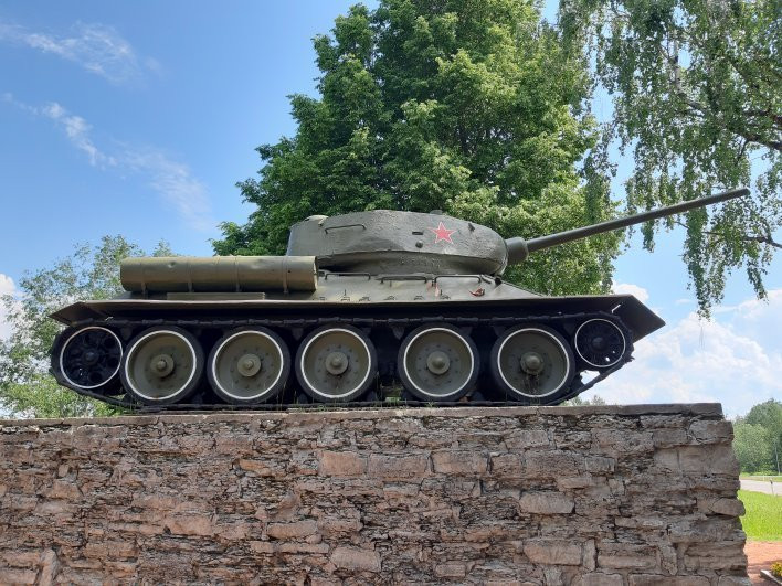 Tank T- 34-纳尔瓦必去景点