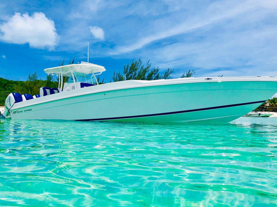 Charter Me Bahamas-拿骚必去景点