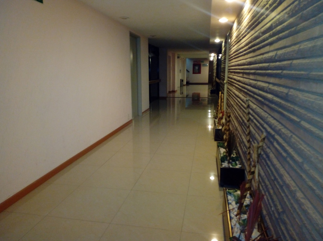 Hotel Real Plaza主图