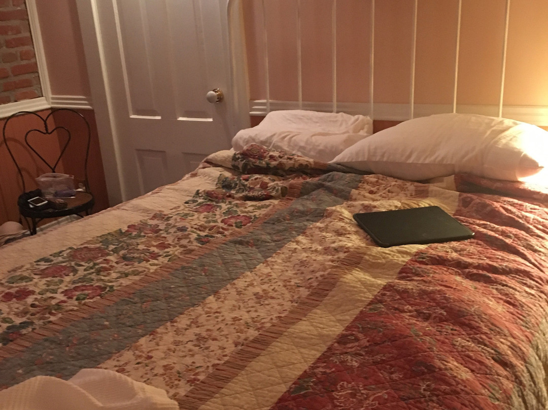 The Grand Hotel Big Timber主图