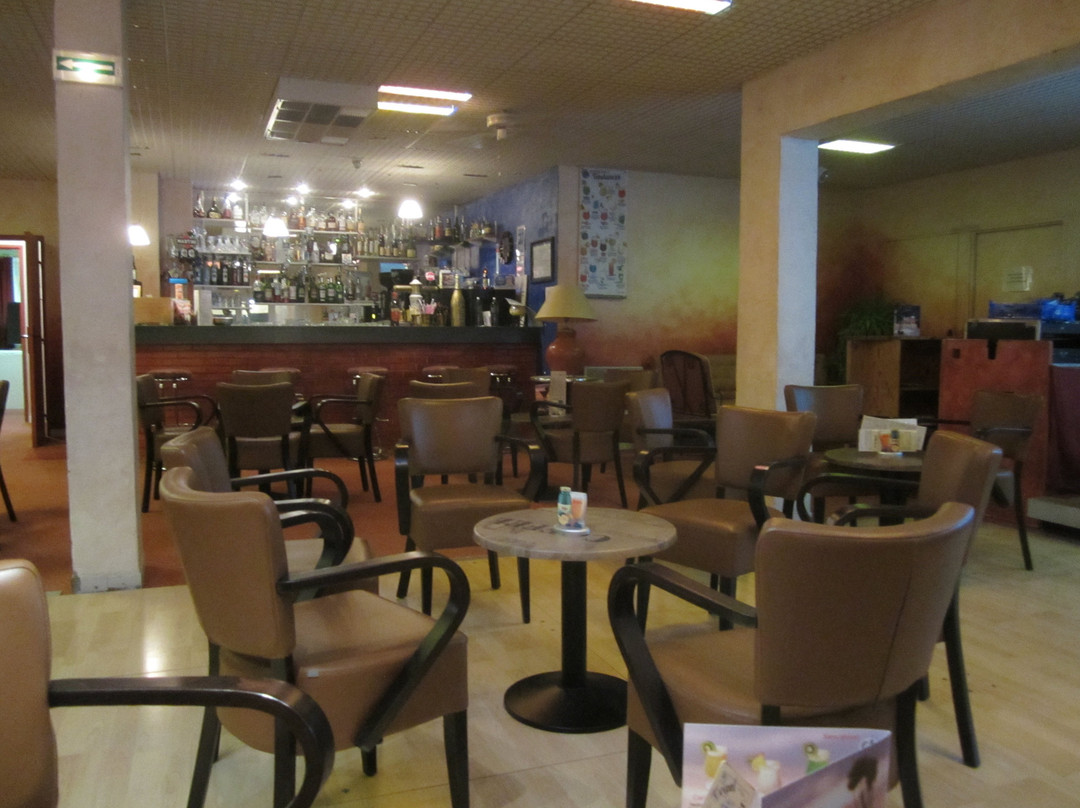 Hotel Restaurant La Lauzetane主图