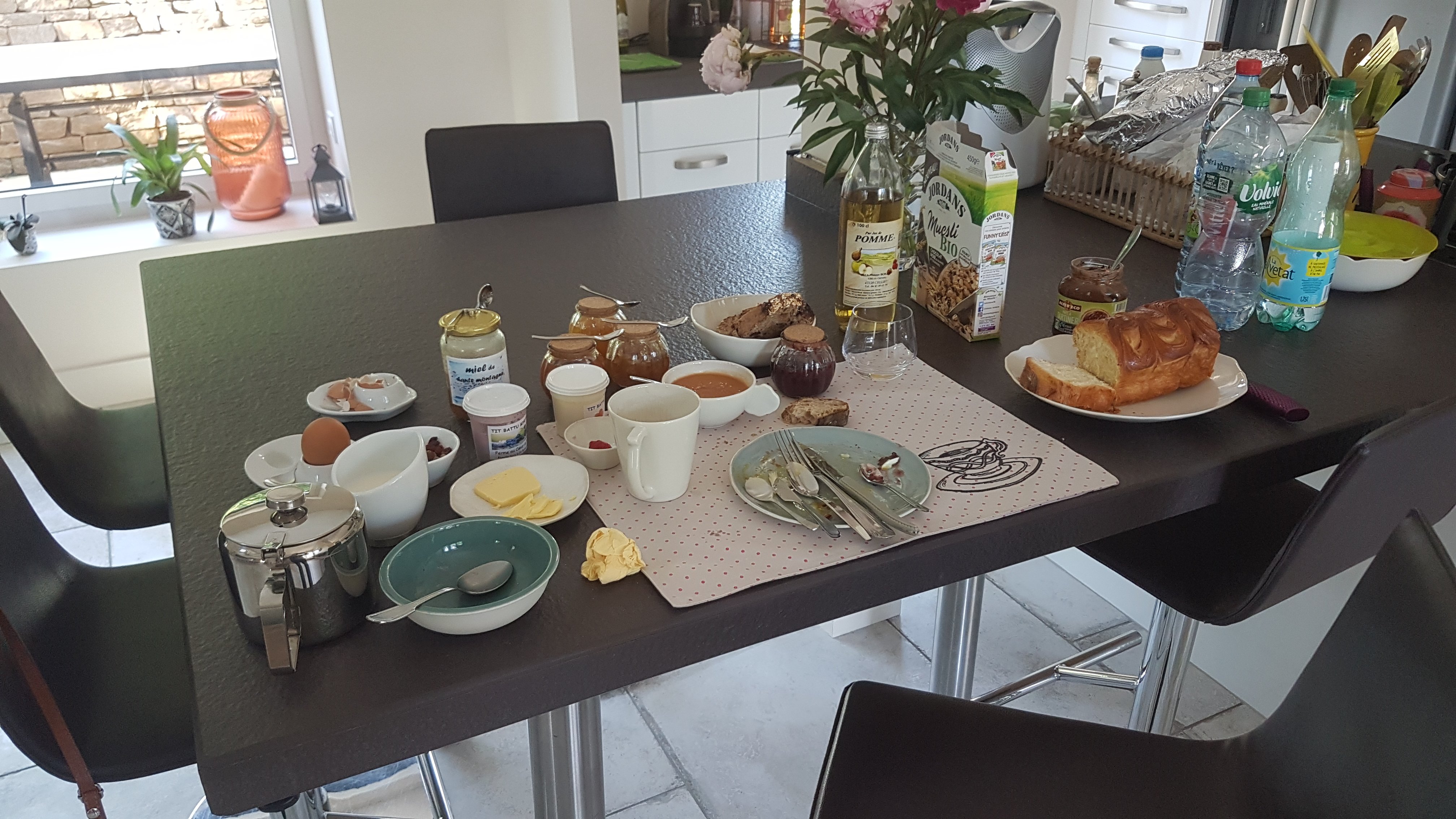 Maison D'hôtes - Une Odeur De Tilleul-餐饮