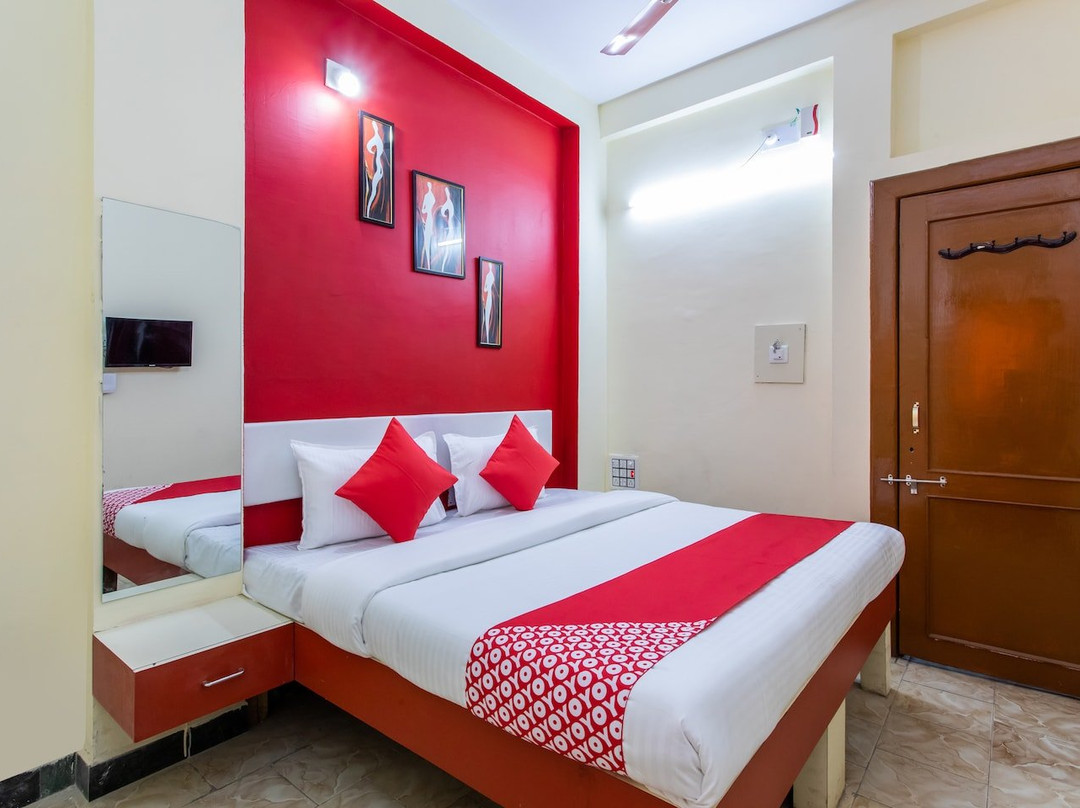Hotel O Santushti