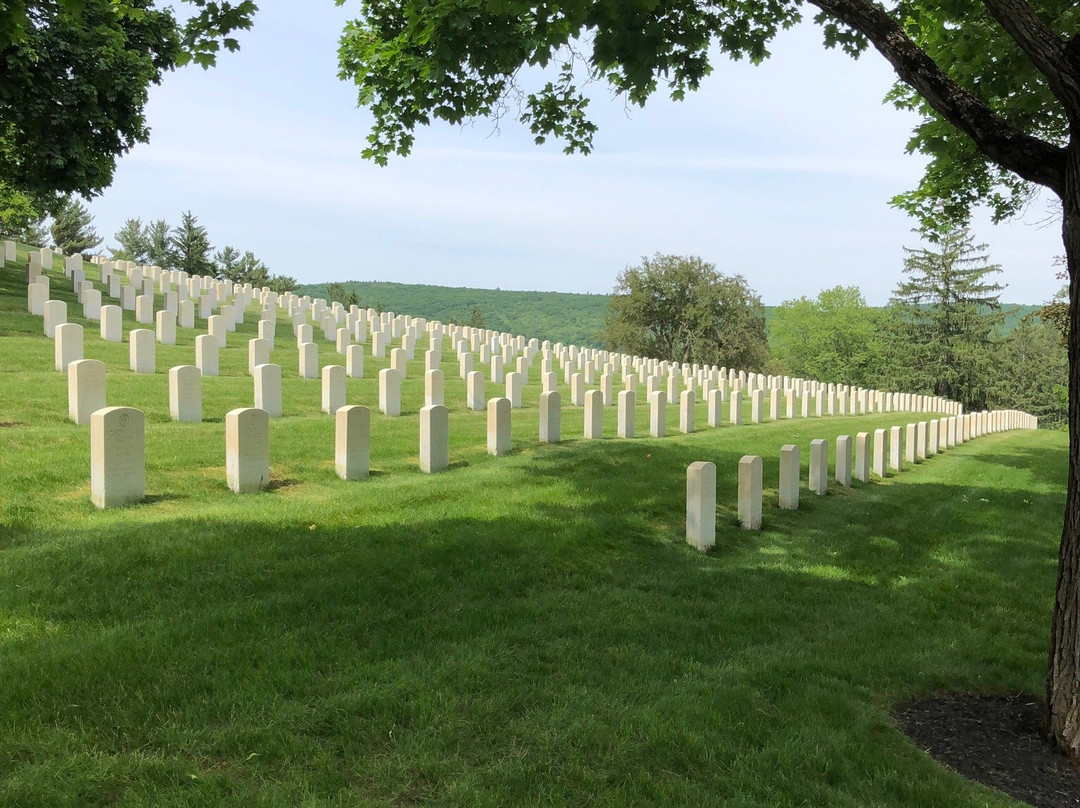 Bath National Cemetery景点图片