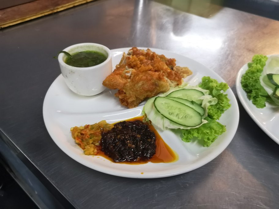 Brader's cafe parit buntar
