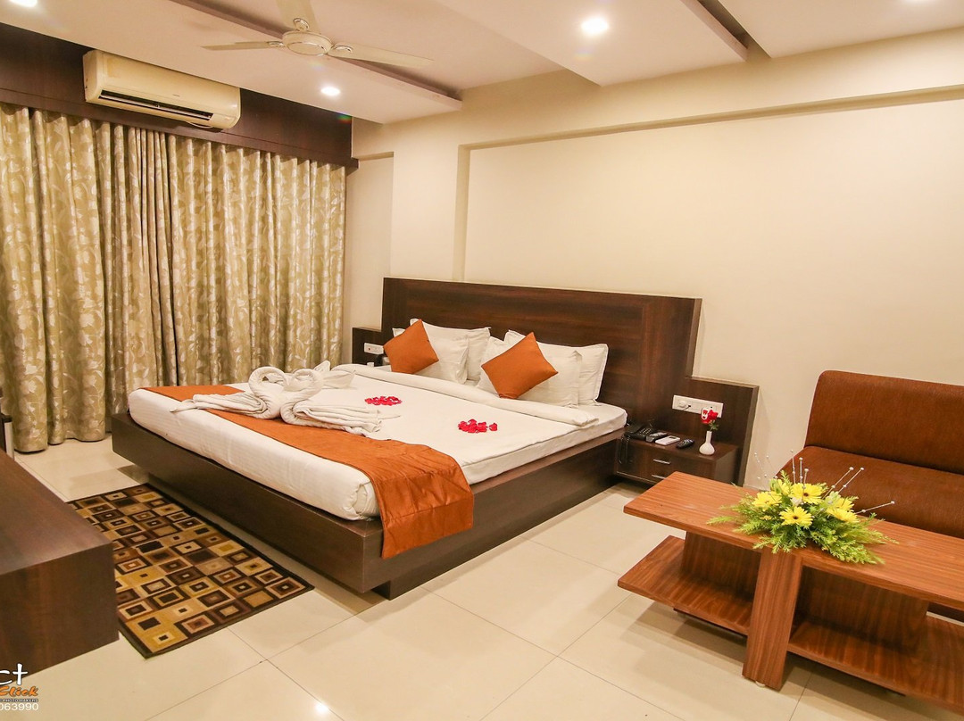 Munibera酒店住宿-OYO 3211 Mahal Inn