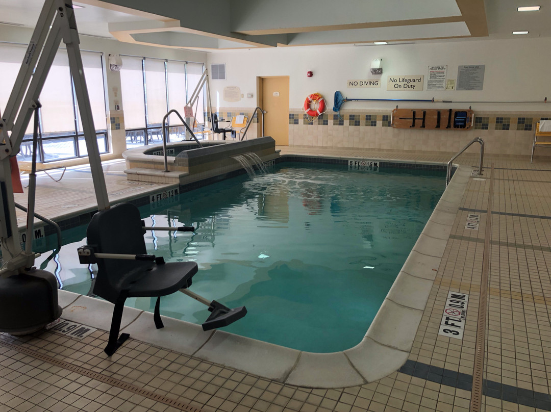 费尔菲尔德客栈&套房酒店主图