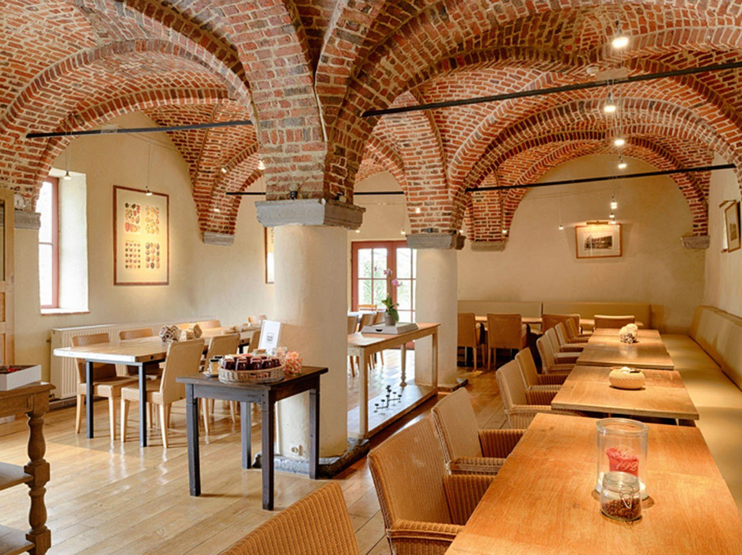 La Grande Abbaye de La Ramee景点图片