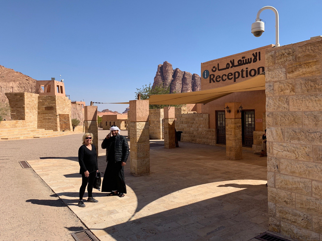 Jeep tours in Wadi Rum景点图片