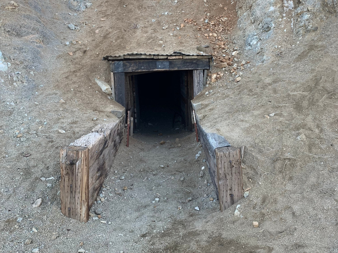 Burro Schmidt Tunnel-Randsburg必去景点