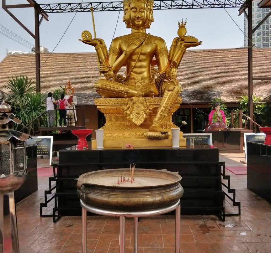 Ganesha Shrine Chiang Mai Arcade-清迈必去景点