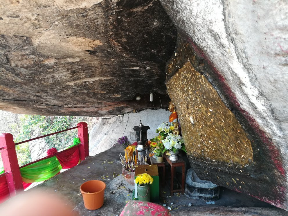 Wat Khao Samo Klaeng Temple景点图片
