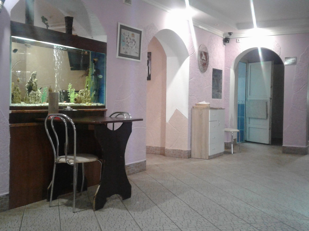 Rechitsa餐馆和美食-Iveriya