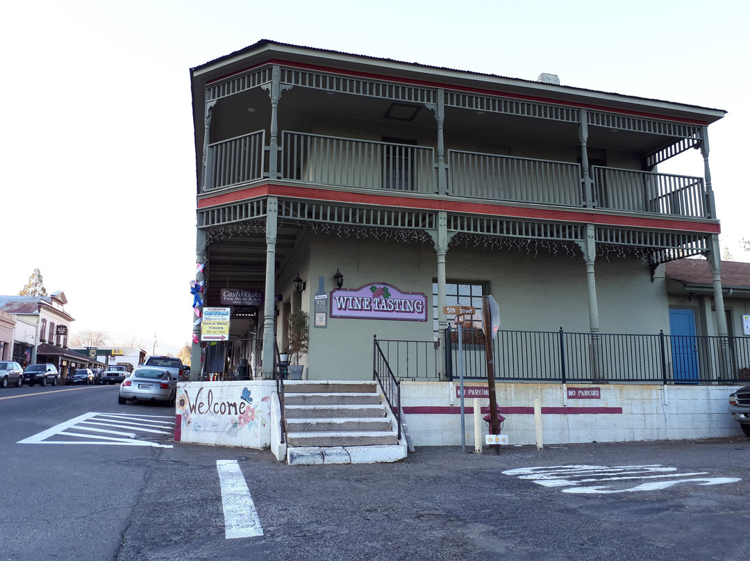 优胜美地山谷休闲康福特茵酒店主图