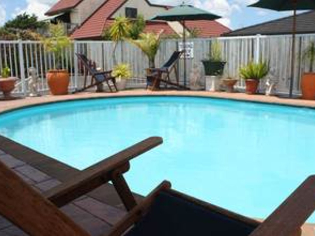 Avenue Heights Motel主图