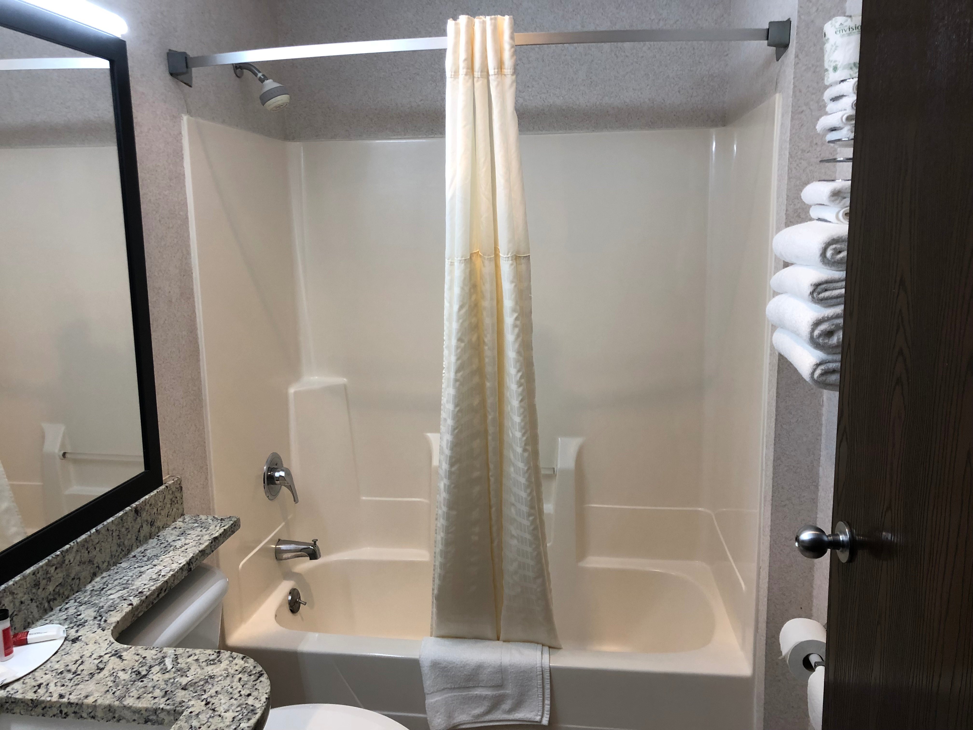 Microtel Inn by Wyndham Onalaska/La Crosse-浴室