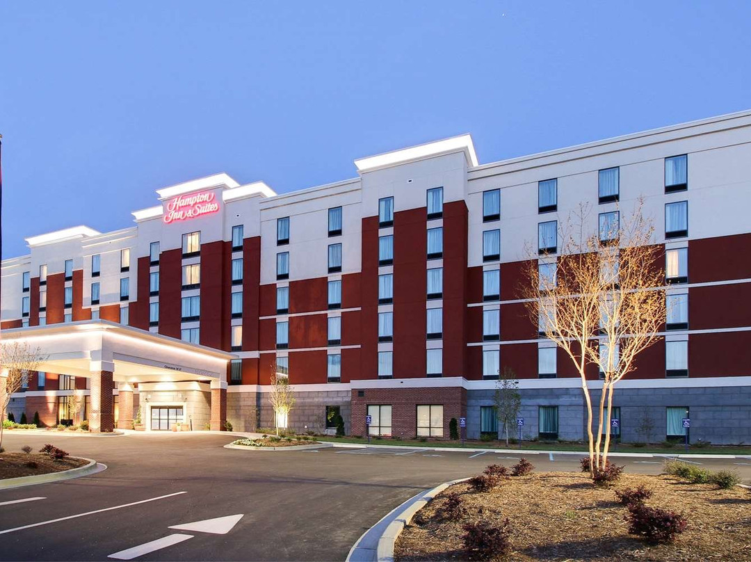 Hampton Inn & Suites Greenville Airport主图