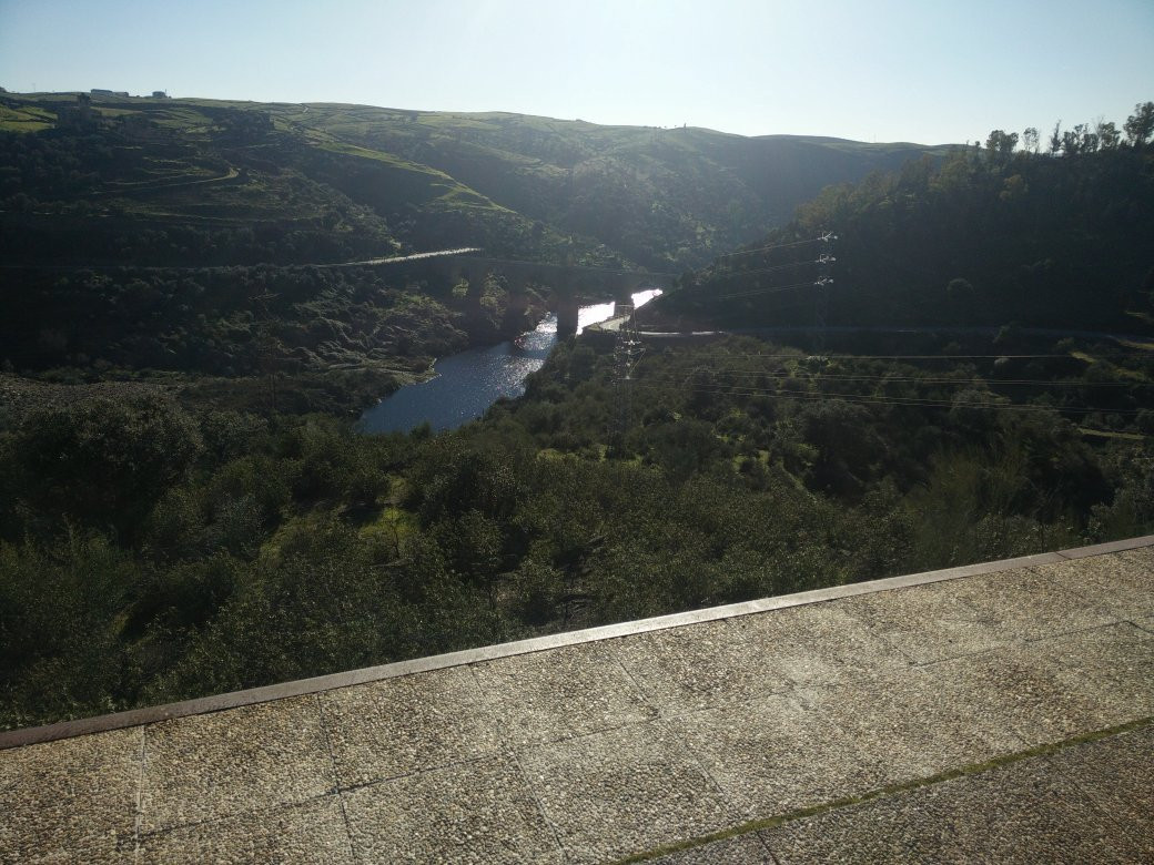 Mirador de la Presa景点图片